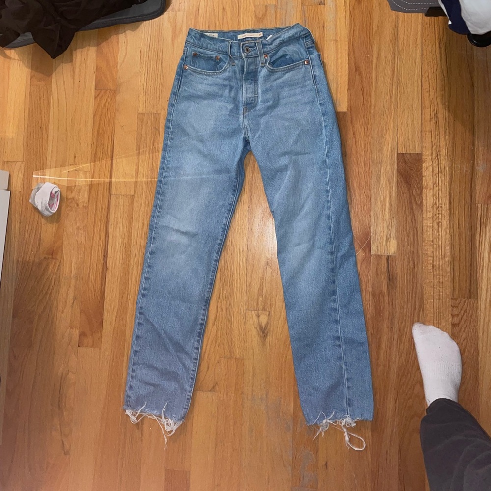 Levi’s straight ankle jean